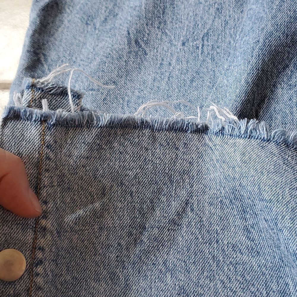 High-waisted denim jeans - Picture 5 of 7